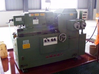 内圆磨床M2110C